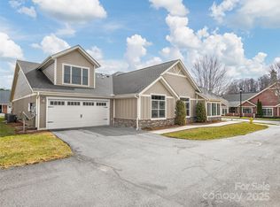 26 Westfield Way, Candler, NC 28715