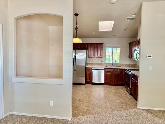 5th image of 3104 E Broadway Rd #51