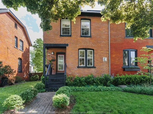 786 Monmouth Rd, Windsor, ON N8Y 3L2