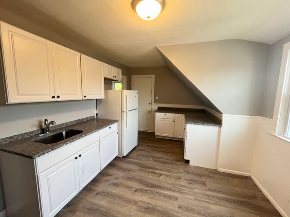 37 Marble St FLOOR 3