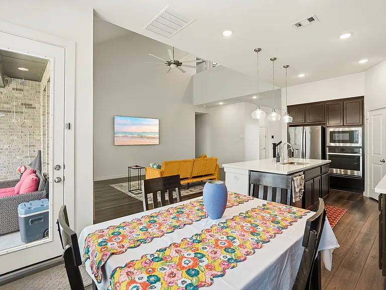 15647 Roscobie Park Dr — Photo 4