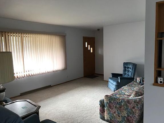3rd image of 5937 S New York Ave