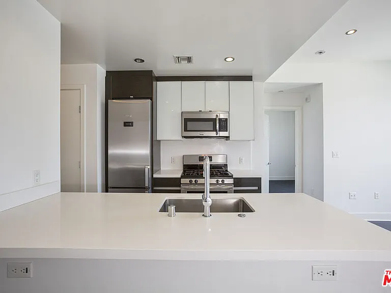7857 W Manchester Ave #110 — Photo 13