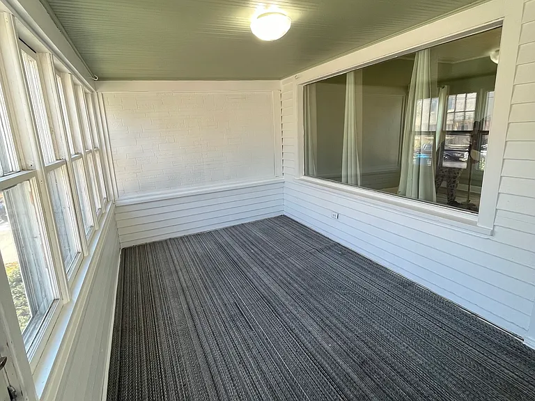 806 Marsh St — Photo 11
