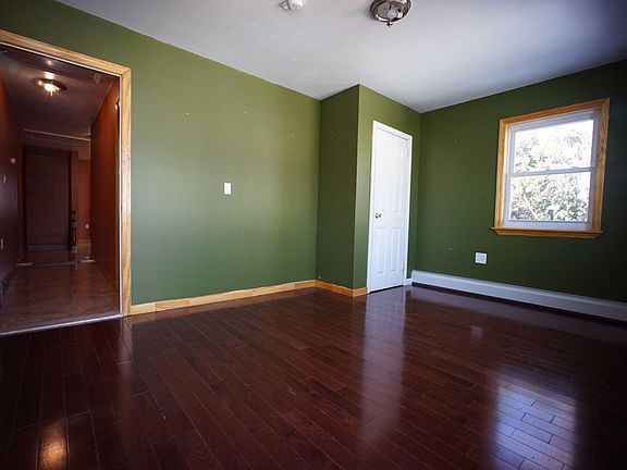 2nd image of 5043 184th St