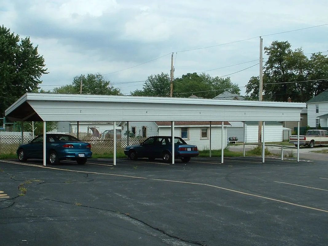 Building Photo - 1445 W 16th St #3