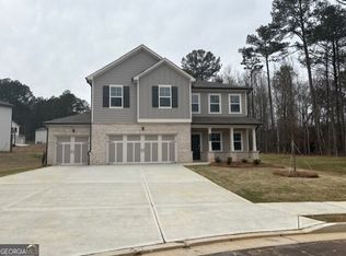 2749 Cromwell Ln, Snellville, GA 30039