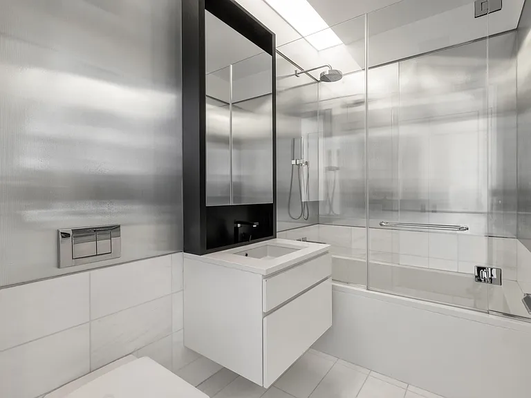 157 W 57th St #56A — Photo 14