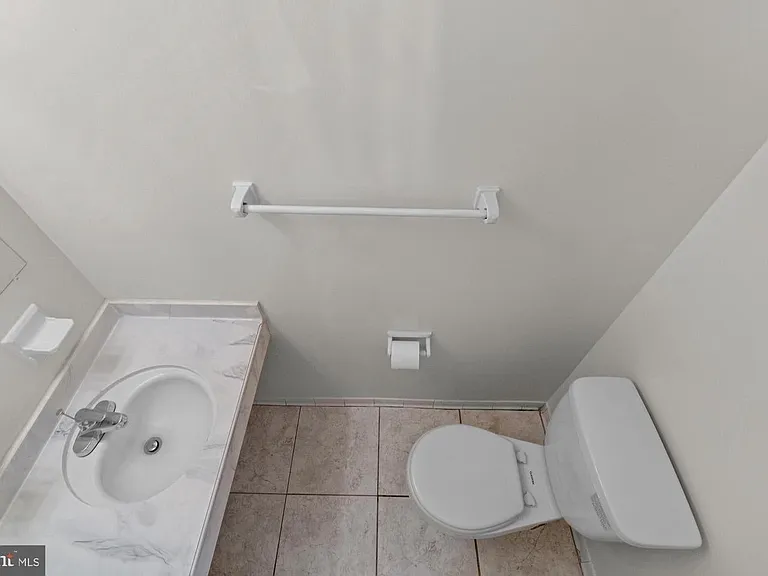 12814 Epping Ter #2-B — Photo 14