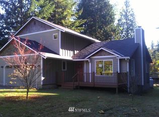 10231 Albertson Rd NE, Bainbridge Island, WA 98110