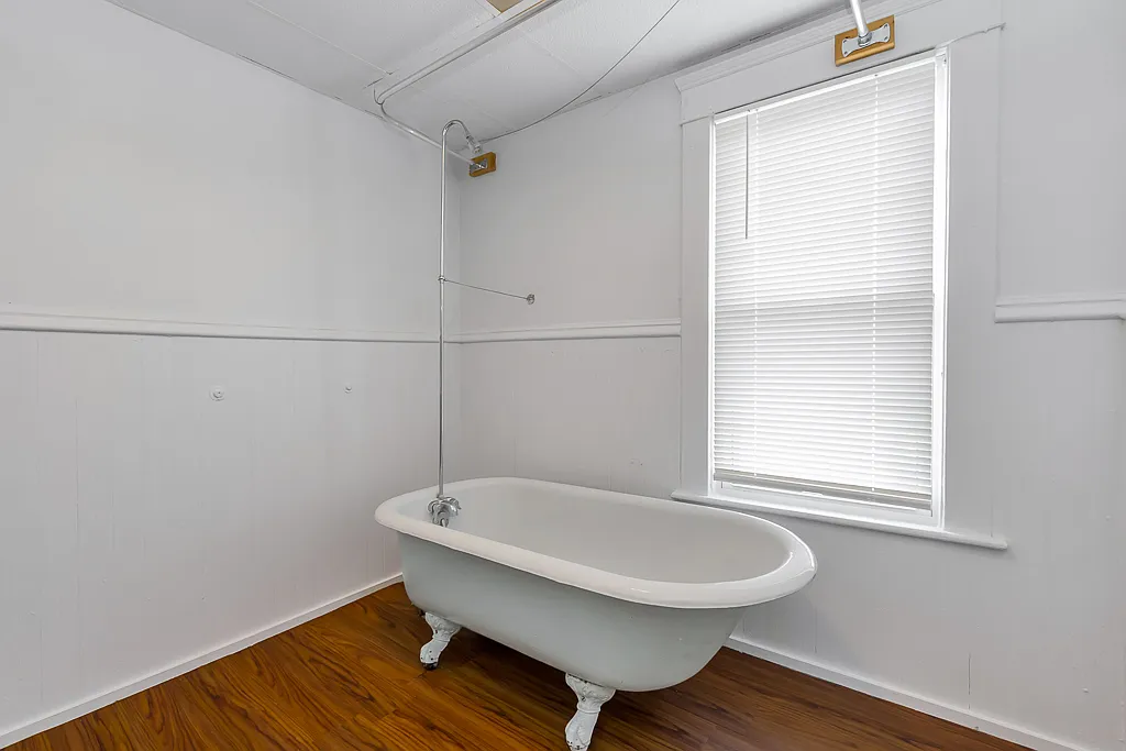 Building Photo - 74 7th St NW #UP