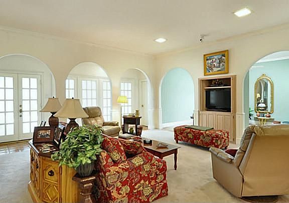 5th image of 7305 Winterwood Ln