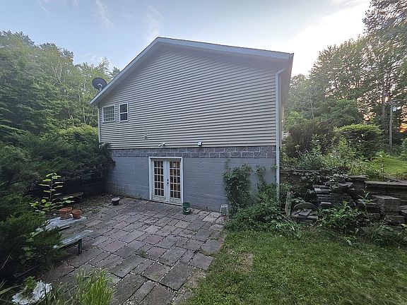 Walk out basement patio