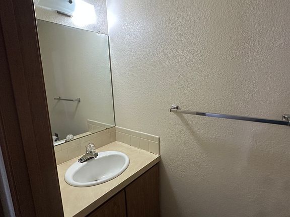 5th image of 2116 27th Ave #1
