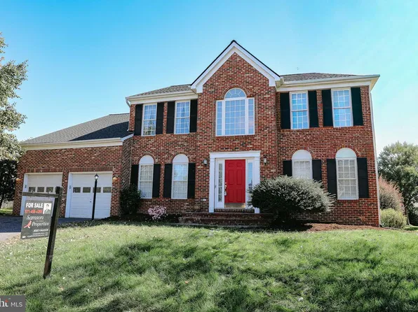 24 Bush Hill Ct, Fredericksburg, VA 22405
