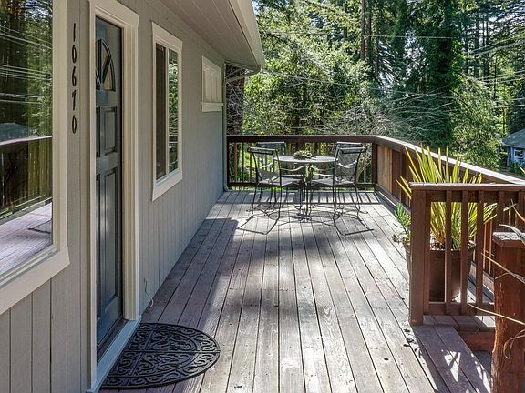 5th image of 10670 West Dr