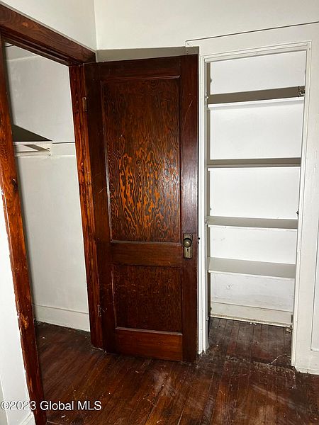 3rd image of 435 Elk Street