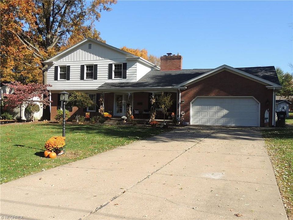1st image of 385 Overbrook Dr