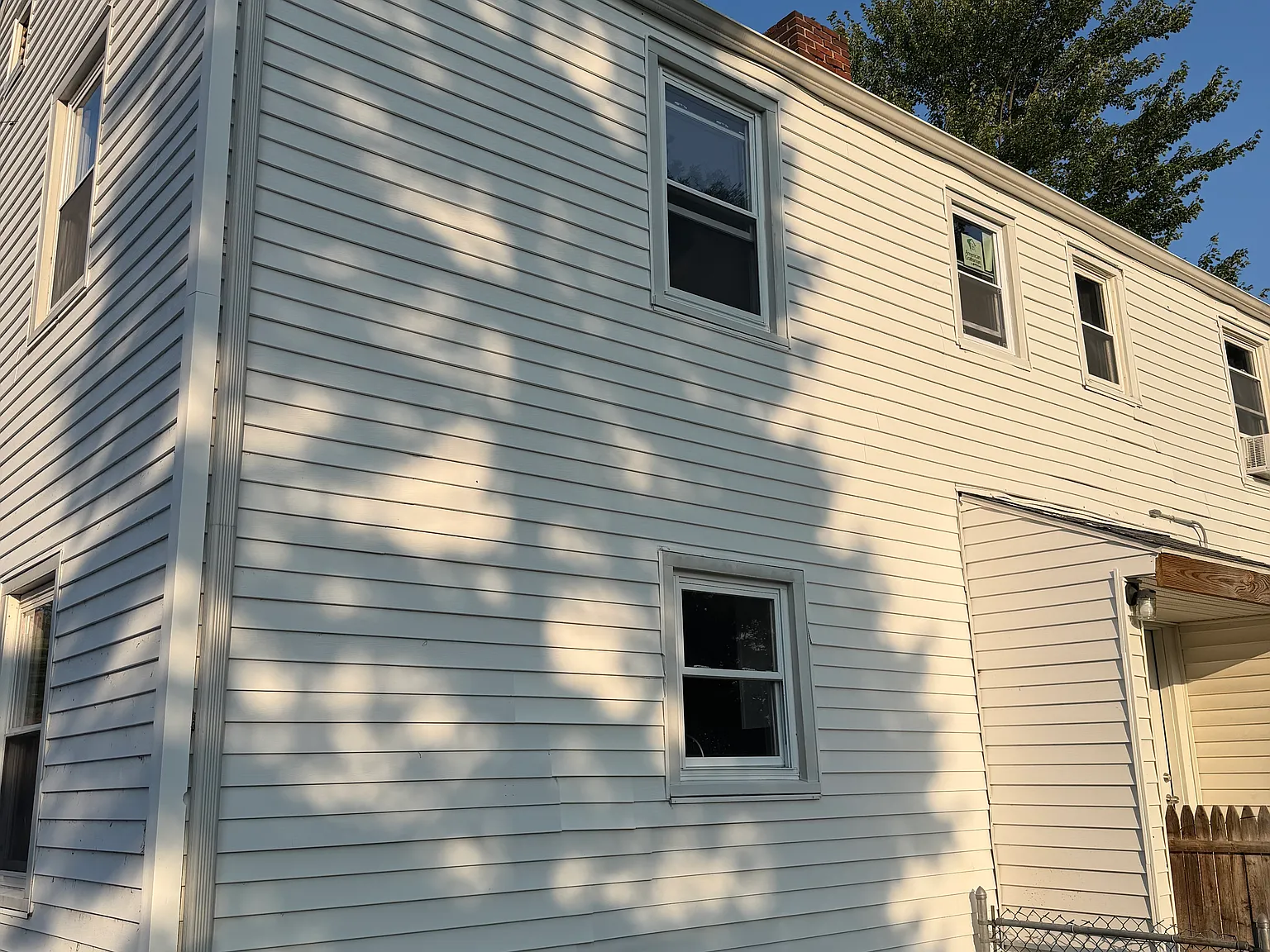 2 bed, 1000 sqft, $1,950 — Photo 2