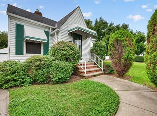 13113 Saint James Ave, Cleveland, OH 44135