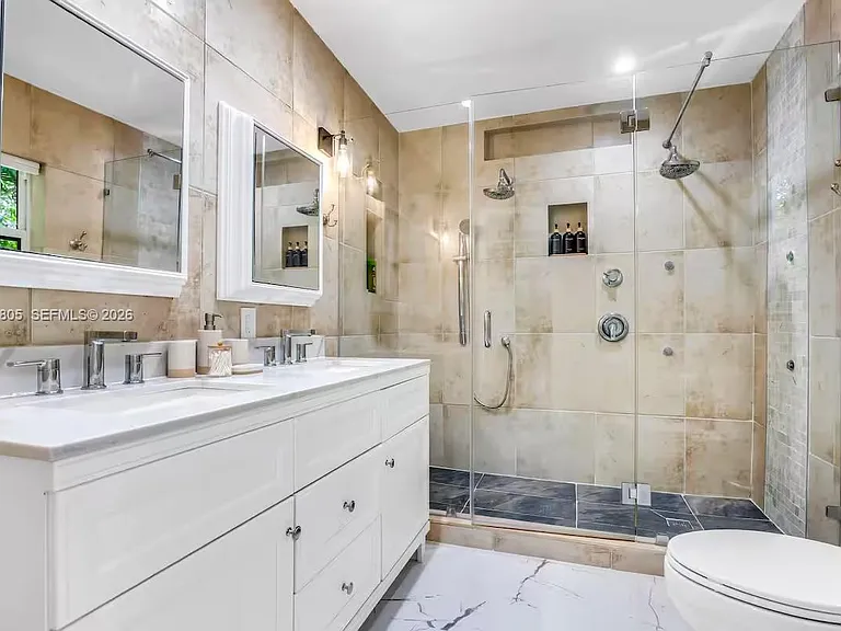 3204 Robbins Rd — Photo 13