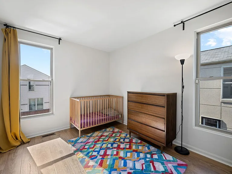 3427 W Polk St — Photo 14