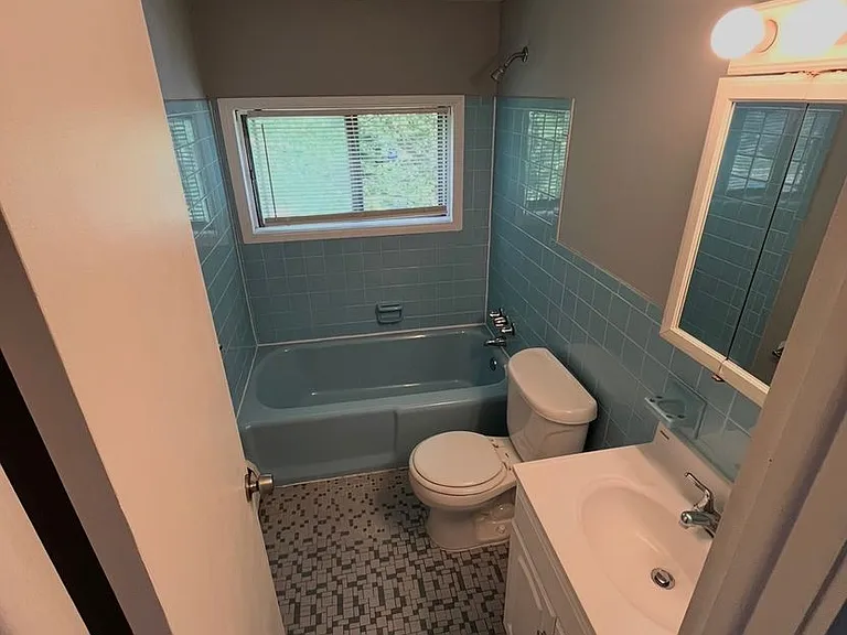 15 Catalpa Ln — Photo 8