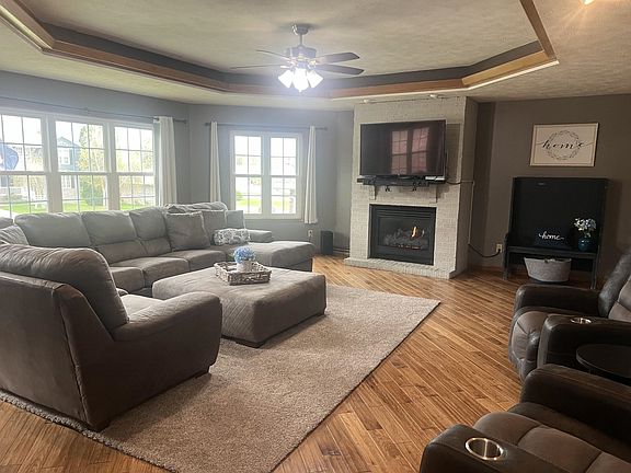 4th image of 2905 Dover Dr