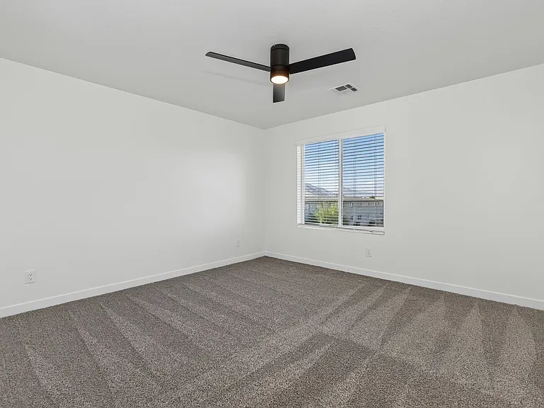 South Mountain Lofts — Photo 18