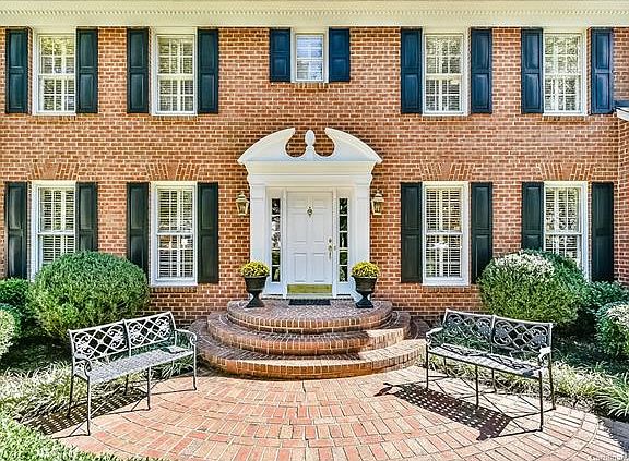 2nd image of 3021 Ingelow Ln