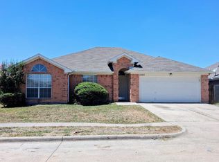 6004 Harwood Crossing Dr, Arlington, TX 76018