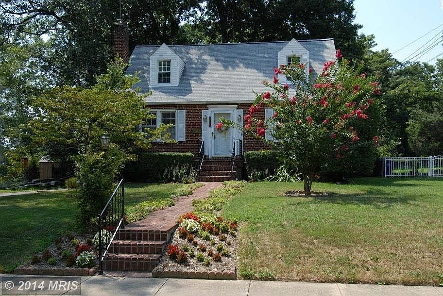 1st image of 2928 Stuart Dr