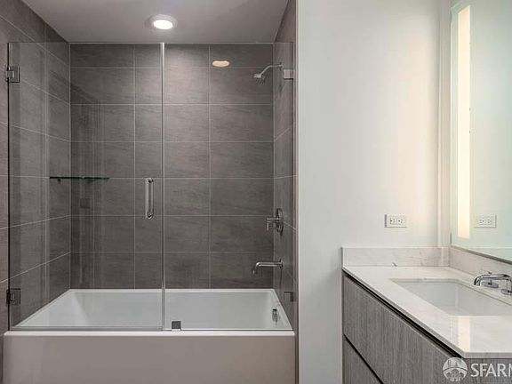5th image of 333 Beale St APT 6H