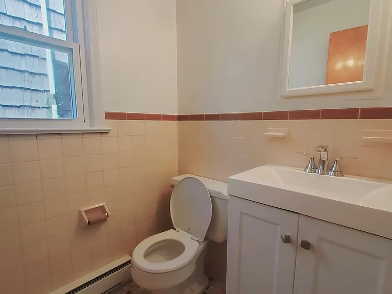 313 Flax Hill Rd #A — Photo 6