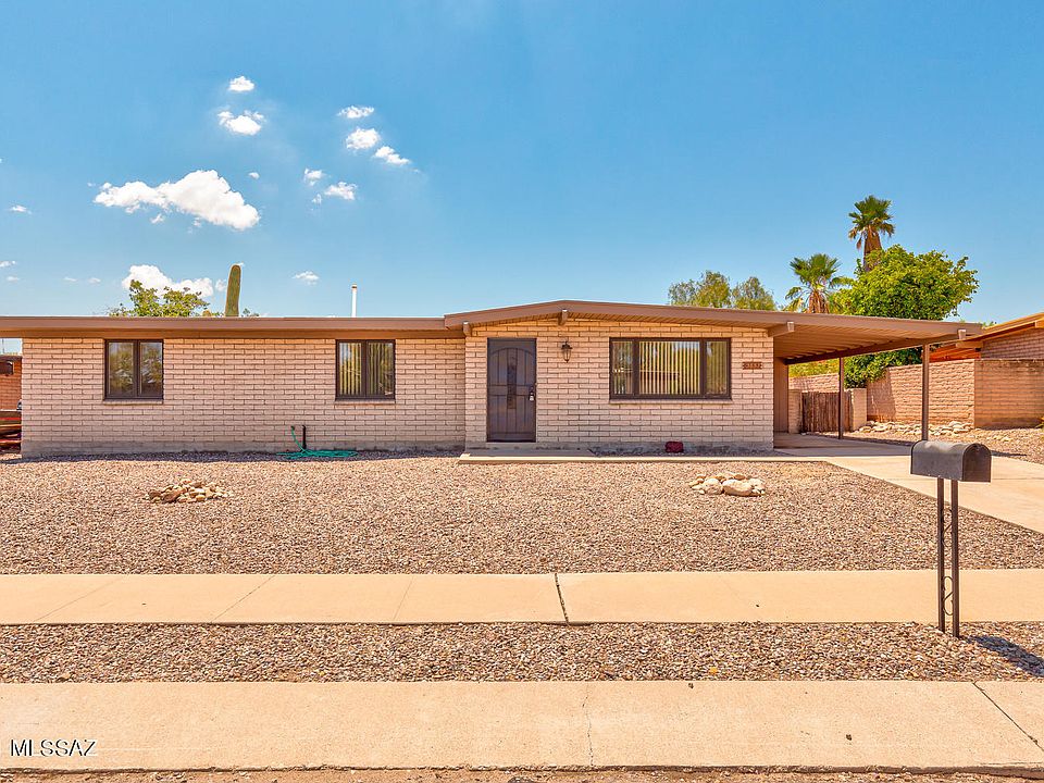 1st image of 3651 W Enfield Pl