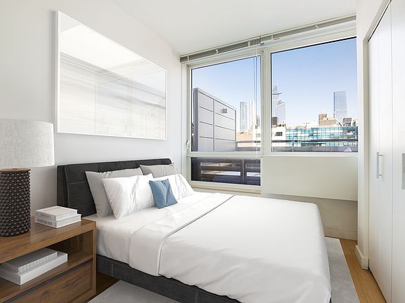 2nd image of 450 W 17th St APT 1001