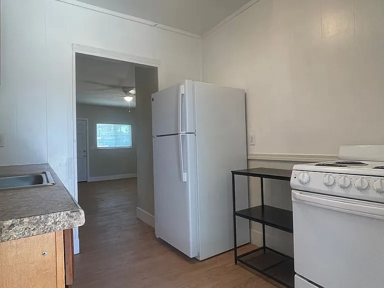 2762 & 2764 Lanning Ave — Photo 11