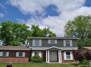 229 Hunters Rdg, Saint Charles, MO 63301