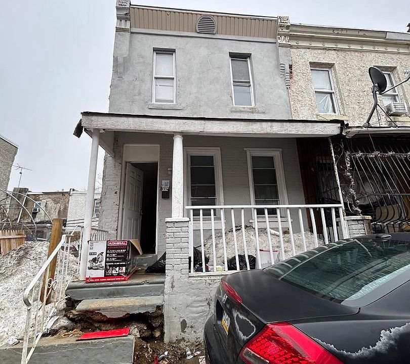 1st image of 3323 Mutter St