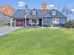 3900 W 73rd St, Prairie Village, KS 66208