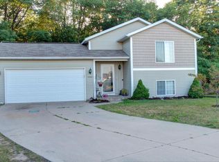 13785 Duncan St, Holland, MI 49424