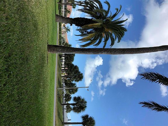 2nd image of 520 Palm Springs Blvd APT 101