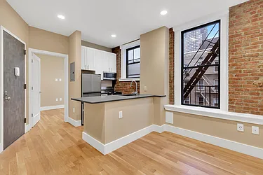 Rented by Cooper & Cooper Real Estate