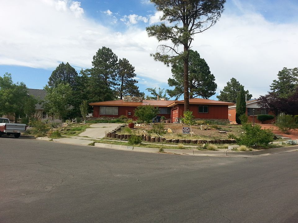 1st image of 10429 Sierra Bonita Ave NE