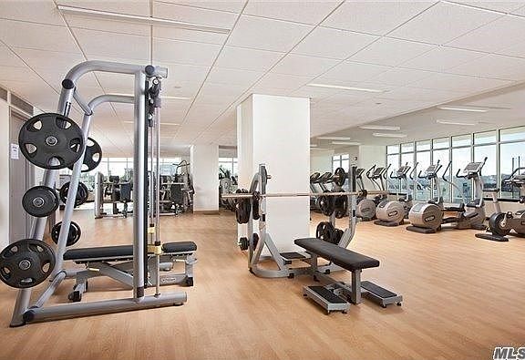 3rd image of 4026 College Point Blvd #15