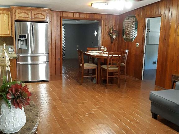 2nd image of 442 SE Melrose Way