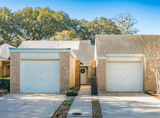 1840 Veranda Dr, West Columbia, TX 77486