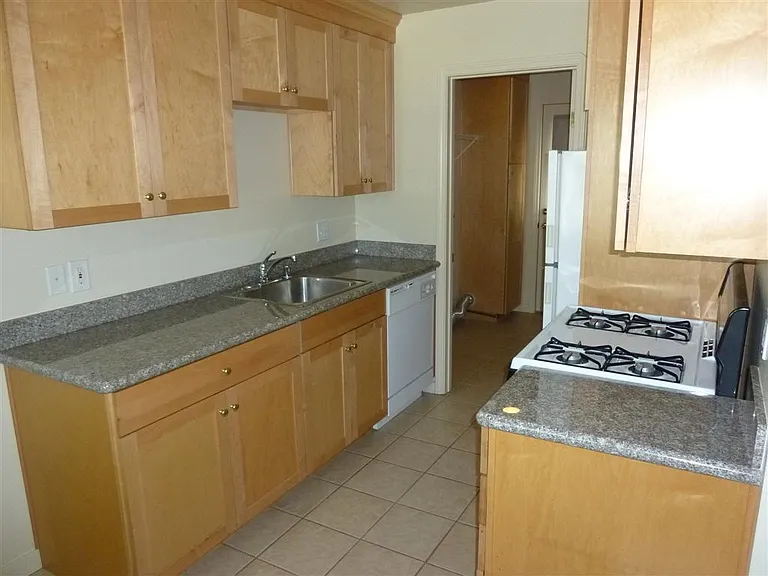 4617 Augustine St — Photo 9