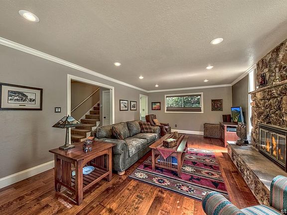 5th image of 1651 Meadow Vale Dr