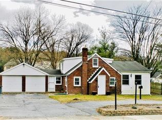 1270 Pennsylvania Ave, Emmaus, PA 18049